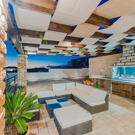 Luka Villa Zadar