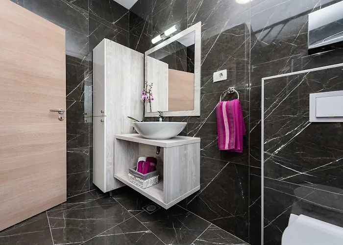 ヴィラ Luka ザダル